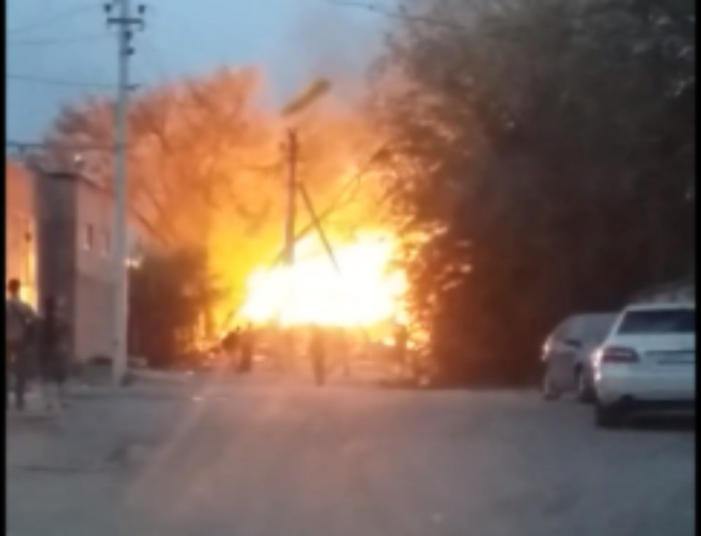 Рядом с заводом «Агат» в Волгодонске произошел пожар Рядом с заводом «Агат» в Волгодонске произошел пожар