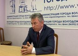 «Мы второй год живем без кредитов»: Виктор Мельников подвел итоги двух лет работы «Мы второй год живем без кредитов»: Виктор Мельников подвел итоги двух лет работы