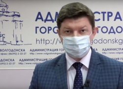 «Если времени на транспортировку роженицы в другой роддом нет, принимать роды будут в Волгодонске»: Сергей Ладанов «Если времени на транспортировку роженицы в другой роддом нет, принимать роды будут в Волгодонске»: Сергей Ладанов