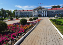 Волгодонск начал поиск нового банка-кредитора Волгодонск начал поиск нового банка-кредитора