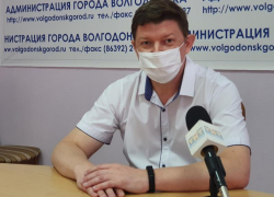 «8 часов не снимая защитный костюм»: Сергей Ладанов на себе ощутил сложности работы в ковидном госпитале «8 часов не снимая защитный костюм»: Сергей Ладанов на себе ощутил сложности работы в ковидном госпитале