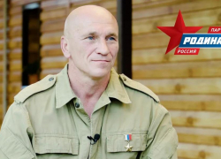 «Ангел русского духа»: Герой России Андрей Богатов впервые рассказал о легендарном подвиге и помощи защитникам Родины «Ангел русского духа»: Герой России Андрей Богатов впервые рассказал о легендарном подвиге и помощи защитникам Родины