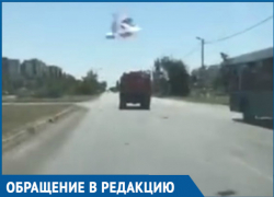 Волгодонцы жалуются на вывоз мусора в утренние часы Волгодонцы жалуются на вывоз мусора в утренние часы