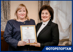 Депутаты Волгодонска получили удостоверения и готовятся рассматривать бюджет Депутаты Волгодонска получили удостоверения и готовятся рассматривать бюджет