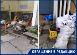 «Рабочие устроили свалку»: горы мусора во время замены лифтов заполонили двор на Курчатова «Рабочие устроили свалку»: горы мусора во время замены лифтов заполонили двор на Курчатова