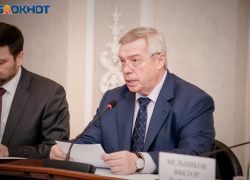 «Плачу налоги, где дороги?»: Голубев предложил Волгодонску активно работать с автомобилистами-должниками «Плачу налоги, где дороги?»: Голубев предложил Волгодонску активно работать с автомобилистами-должниками
