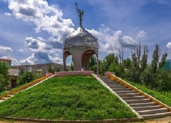 24 года назад в Волгодонске появился памятник-ротонда «Погибшим за Отечество» 24 года назад в Волгодонске появился памятник-ротонда «Погибшим за Отечество»