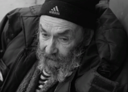 Замерз насмерть возле памятника чернобыльцам известный в Волгодонске бомж «дядя Саша» Замерз насмерть возле памятника чернобыльцам известный в Волгодонске бомж «дядя Саша»