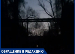 «В 100 метрах от администрации - тьма»: жители переулка Пушкина потребовали вернуть старые фонари «В 100 метрах от администрации - тьма»: жители переулка Пушкина потребовали вернуть старые фонари