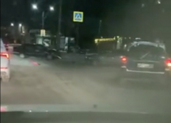 Два серьезных ДТП произошли в Волгодонске 23 февраля: пострадали женщина и двое детей Два серьезных ДТП произошли в Волгодонске 23 февраля: пострадали женщина и двое детей