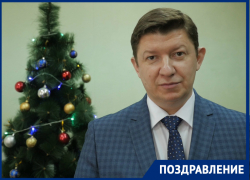 Крепкого здоровья и благополучия пожелал волгодонцам в 2020 году Сергей Ладанов Крепкого здоровья и благополучия пожелал волгодонцам в 2020 году Сергей Ладанов