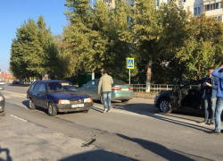 Двоих детей сбили на пешеходном переходе в Волгодонске Двоих детей сбили на пешеходном переходе в Волгодонске