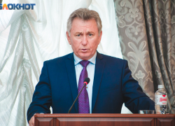 Виктор Мельников выступил с отчетом перед депутатами Волгодонска Виктор Мельников выступил с отчетом перед депутатами Волгодонска