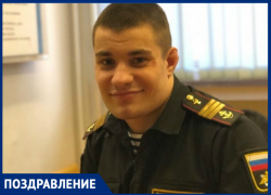 Профессиональный боец смешанных единоборств Антон Половинкин отмечает день рождения Профессиональный боец смешанных единоборств Антон Половинкин отмечает день рождения