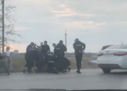 В Волгодонске полиция устроила рекордный забег от «Дружбы» до залива в погоне за преступником В Волгодонске полиция устроила рекордный забег от «Дружбы» до залива в погоне за преступником