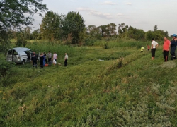 Суд арестовал предполагаемого виновника ДТП, в котором погибли три человека Суд арестовал предполагаемого виновника ДТП, в котором погибли три человека
