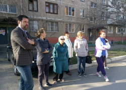 Волгодонцы попросили депутата Брежнева реконструировать пешеходный переход у школы №8 Волгодонцы попросили депутата Брежнева реконструировать пешеходный переход у школы №8