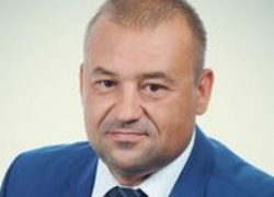 Доход депутата Геннадия Кудрявцева за год увеличился всего на 5 000 рублей Доход депутата Геннадия Кудрявцева за год увеличился всего на 5 000 рублей