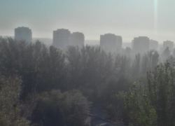 На Волгодонск надвигается вторая волна дыма с горящей свалки На Волгодонск надвигается вторая волна дыма с горящей свалки