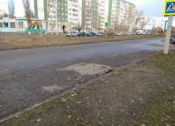 Идущего в школу первоклассника сбили на пешеходном переходе в Волгодонске Идущего в школу первоклассника сбили на пешеходном переходе в Волгодонске