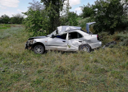 Один погиб и четверо пострадали в аварии в Зимовниковском районе Один погиб и четверо пострадали в аварии в Зимовниковском районе