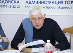 27 миллионов рублей исчезли из декларации старейшего депутата Волгодонска Сергея Шерстюка 27 миллионов рублей исчезли из декларации старейшего депутата Волгодонска Сергея Шерстюка