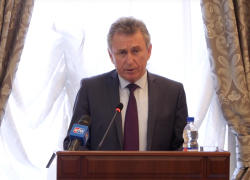Виктор Мельников потребовал привести город в порядок до 1 мая Виктор Мельников потребовал привести город в порядок до 1 мая