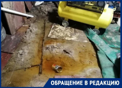 Волгодонцы пытаются спасти свое имущество из затопленных гаражей в кооперативе «Форсаж» Волгодонцы пытаются спасти свое имущество из затопленных гаражей в кооперативе «Форсаж»