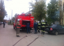Утро пятницы в Волгодонске началось с пожара на Горького — читатель Утро пятницы в Волгодонске началось с пожара на Горького — читатель