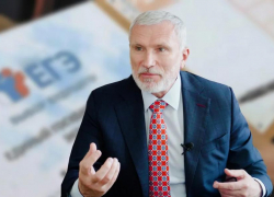 Лидер партии «Родина» Алексей Журавлёв потребовал отмены ЕГЭ Лидер партии «Родина» Алексей Журавлёв потребовал отмены ЕГЭ