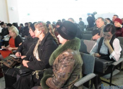 Жители Красного Яра встретились с представителями правопорядка Жители Красного Яра встретились с представителями правопорядка
