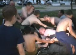 Неистовые игры волгодонцев в честь ратных подвигов Перуна попали на видео Неистовые игры волгодонцев в честь ратных подвигов Перуна попали на видео