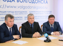 Главный фискал Ростовской области оценил дороги Волгодонска и посоветовал лучше платить налоги горожанам Главный фискал Ростовской области оценил дороги Волгодонска и посоветовал лучше платить налоги горожанам