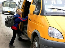 Разве имеет права кондуктор высадить ребенка из автобуса