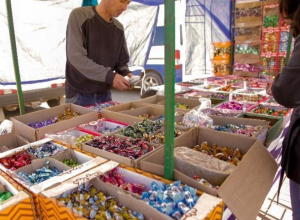 153 участника ярмарки «выходного дня» продали волгодонцам 55 тонн продукции 153 участника ярмарки «выходного дня» продали волгодонцам 55 тонн продукции