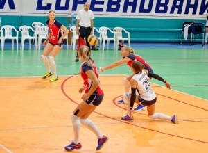 Спортивные выходные: в Волгодонске прошли игры сразу трех чемпионатов по волейболу Спортивные выходные: в Волгодонске прошли игры сразу трех чемпионатов по волейболу