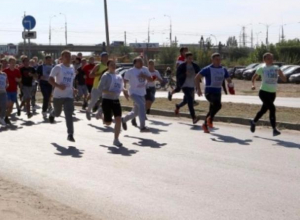 Полторы тысячи волгодонцев пробежали по «Малой Морской» во имя жизни ребенка Полторы тысячи волгодонцев пробежали по «Малой Морской» во имя жизни ребенка