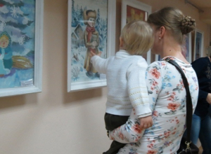 Воспитанники Детской художественной школы нарисовали снег для волгодонцев Воспитанники Детской художественной школы нарисовали снег для волгодонцев