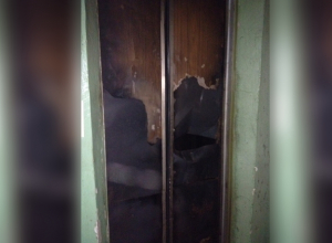 Волгодонцев заставляют платить за сгоревший дотла лифт Волгодонцев заставляют платить за сгоревший дотла лифт