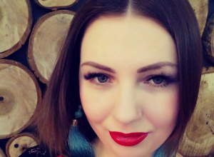 31-летняя Анна Хажаева хочет участвовать в «Миссис Блокнот», так как очень любит риск и азарт 31-летняя Анна Хажаева хочет участвовать в «Миссис Блокнот», так как очень любит риск и азарт