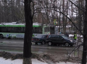 ДТП с участием трёх «легковушек» произошло на пешеходном переходе в Волгодонске ДТП с участием трёх «легковушек» произошло на пешеходном переходе в Волгодонске