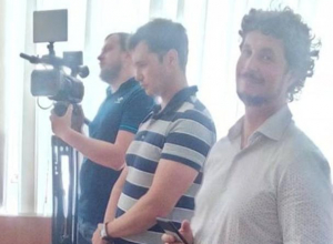 В Волгодонске из зала суда на свободу выпустили Сергея Хуруджи В Волгодонске из зала суда на свободу выпустили Сергея Хуруджи