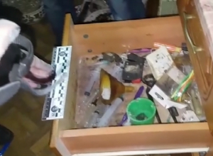 В Зимовниковском районе полицейские «накрыли» наркопритон В Зимовниковском районе полицейские «накрыли» наркопритон