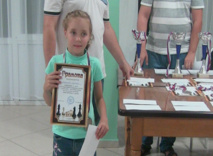 8-летняя шахматистка из Волгодонска отличилась на Фестивале в Анапе 8-летняя шахматистка из Волгодонска отличилась на Фестивале в Анапе