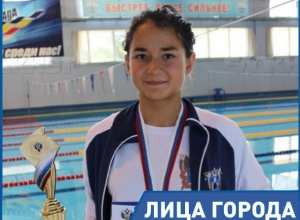 Юлия Ефимова является для меня примером силы духа, - 14-летняя пловчиха Вероника Кучеренко Юлия Ефимова является для меня примером силы духа, - 14-летняя пловчиха Вероника Кучеренко