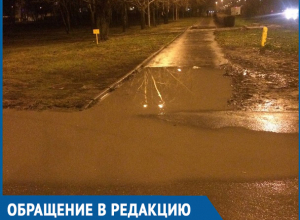 Гуляя по городу, приходится «переплывать» некоторые улицы, - волгодонцы о пешеходных дорожках города Гуляя по городу, приходится «переплывать» некоторые улицы, - волгодонцы о пешеходных дорожках города