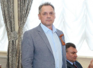 Нового директора департамента «отчитали» за невыполнение ямочного ремонта дорог в обещанные сроки Нового директора департамента «отчитали» за невыполнение ямочного ремонта дорог в обещанные сроки