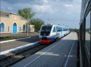 Волгодонцы могут отравиться едой, купленной на перроне Волгодонцы могут отравиться едой, купленной на перроне