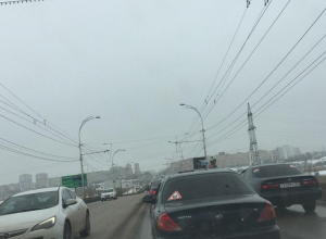 Короткая рабочая неделя начнется с относительно теплого понедельника Короткая рабочая неделя начнется с относительно теплого понедельника