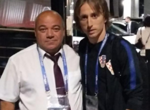 Водитель из Волгодонска сделал больше всех селфи с участниками чемпионата мира по футболу Водитель из Волгодонска сделал больше всех селфи с участниками чемпионата мира по футболу